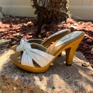 White Heel Peep Toe - Xhilaration - Size 6